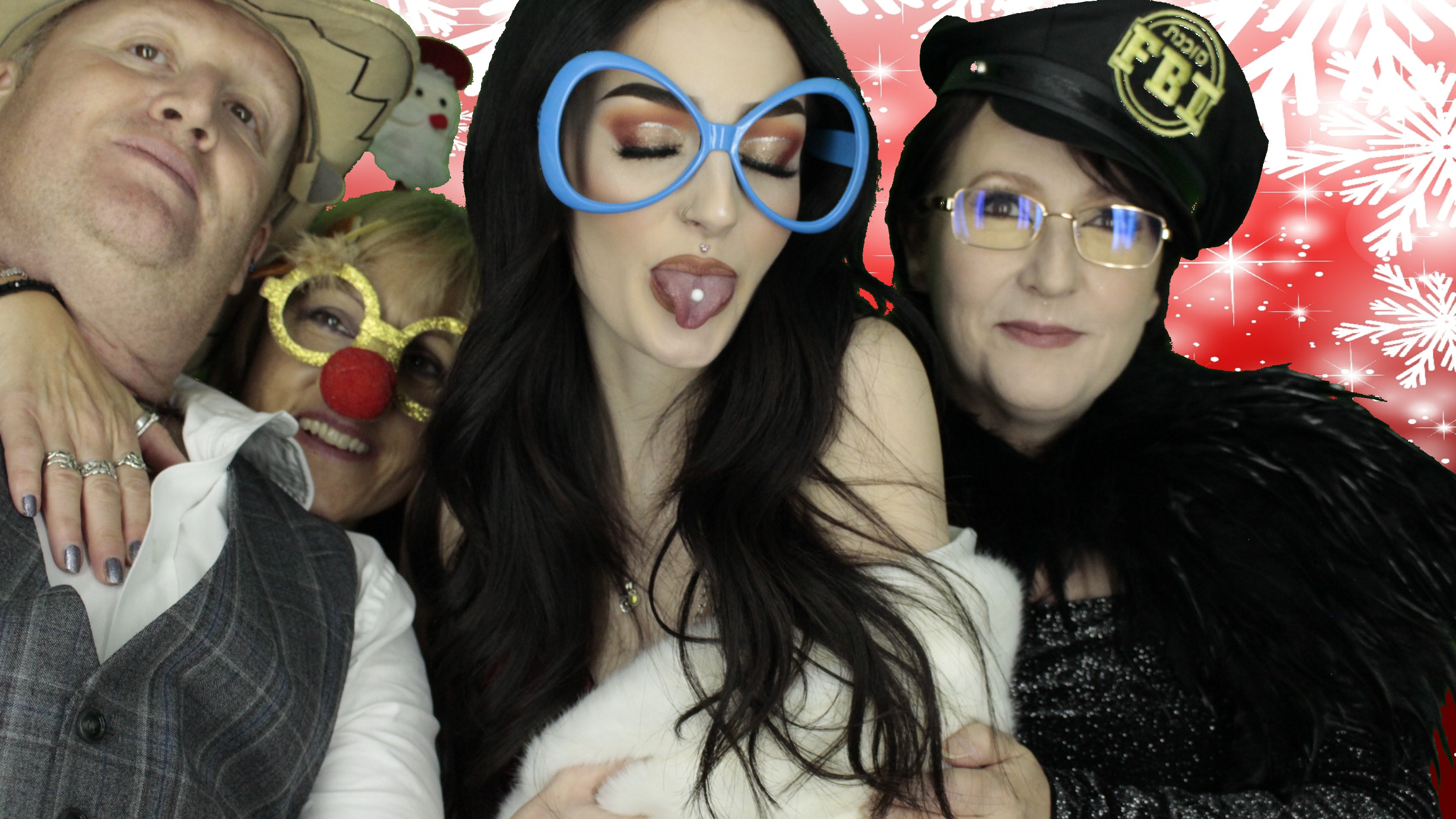 Portsmouth Water Christmas Party | View more photos from the event at gallery.myphotoboothexperience.co.uk/u/MyPhotoBoothExperienceLtd/Portsmouth-Water-Christmas-Party